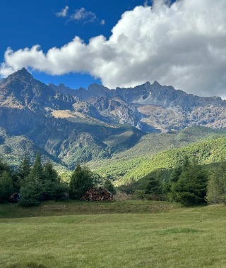 Near Yuhu Village, there's a really beautiful lawn.